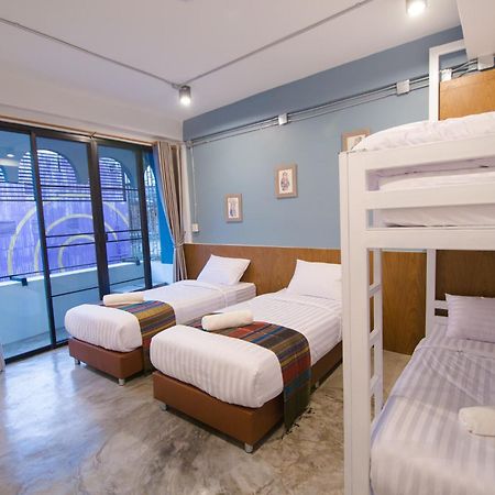 Suree House Hostel Chiang Rai Bagian luar foto